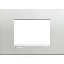 PLACA QUADRADA 3 POSTOS 4X2 - ARGENTO